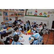 Los más pequeños celebraron el DIA DE LA BANDERA